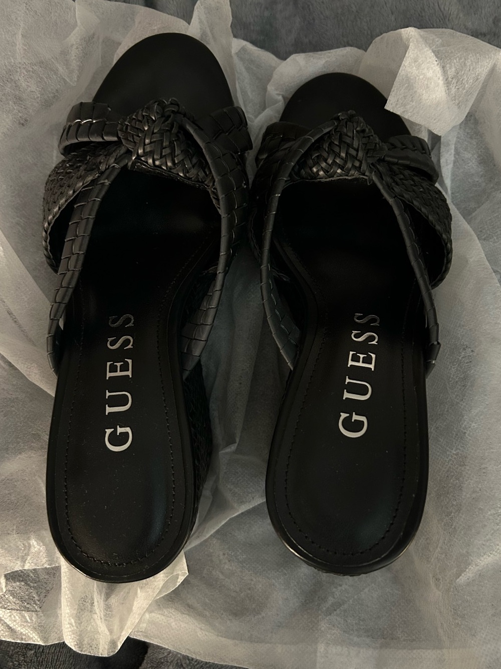 Guess Platform wedge sandal